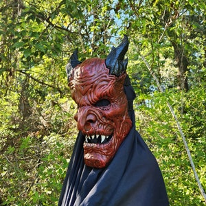 Dark Adherent - Demon Mask