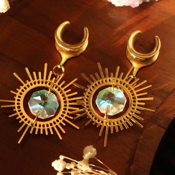 4g-25mm Sun Catcher Ethereal Gold Plug Earrings  l  Witchy Boho Celestial Gauges  l  Women’s Gift