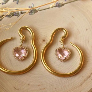 4g+ Faceted Hearts Gem Hanger  l  Stretched Ears Earring Spiral  l  Witchy Boho Earrings  l  Women’s Gift
