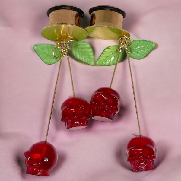 4g-25mm Creepy cute cherry plug earrings