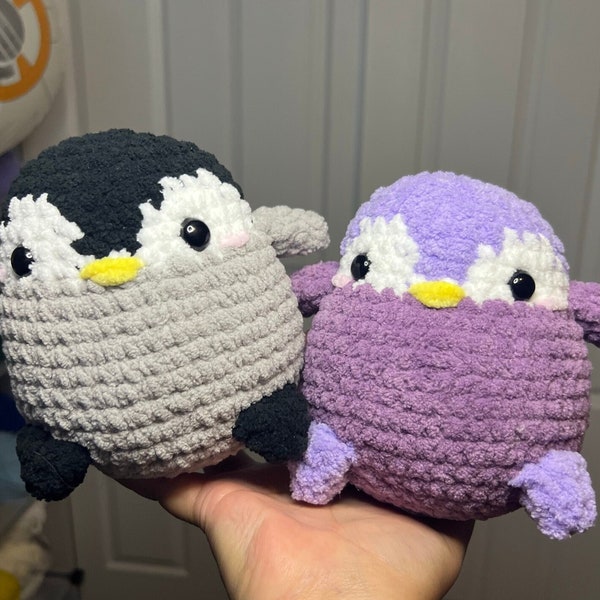 Handmade Chubby Crochet Penguin Plushie | Chunky bird plush toy | Large amigurumi stuffed animal | Jumbo baby penguin | Gift for friends