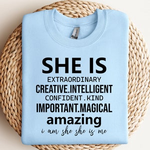 C'est un svg créatif extraordinaire, femme affirmation Svg, Svg intelligent, citations positives Svg, cadeau pour petite amie, femme forte Svg