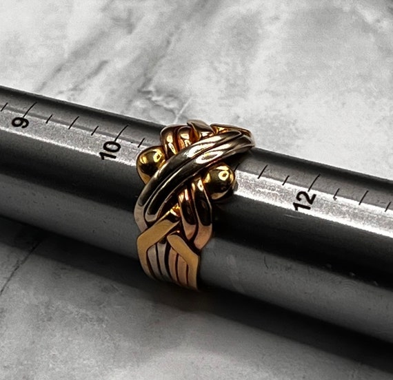 Vintage Puzzle 6 Bands Ring 18 Karat Tricolor Gold Fancy