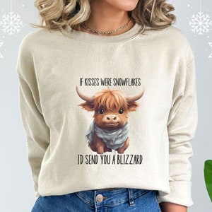 Winter Highland Cow Sweatshirt, Christmas Sweatshirt, Highland Cow Lover Sweatshirt Scottish Highland Cow Sweatshirt,Scottish Coo Sweatshirt