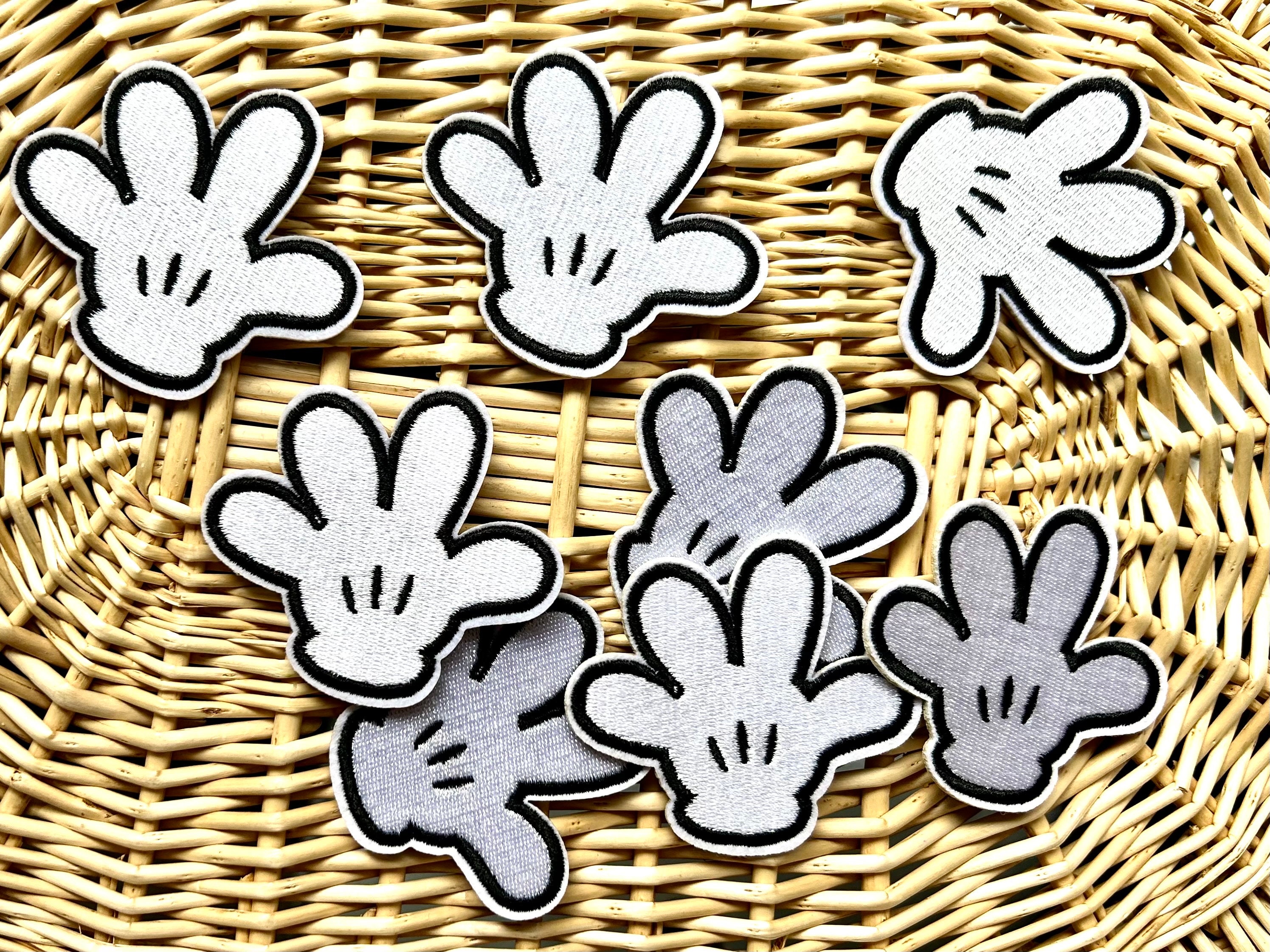 Two Hands Mickey Mouse Hand Signs Embroidery Patch – tackletwill