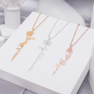 Birth Flower Name Necklace | Personalized Birth Flower Name Necklace | Custom Birth Flower Name Necklace | Floral Name Necklace
