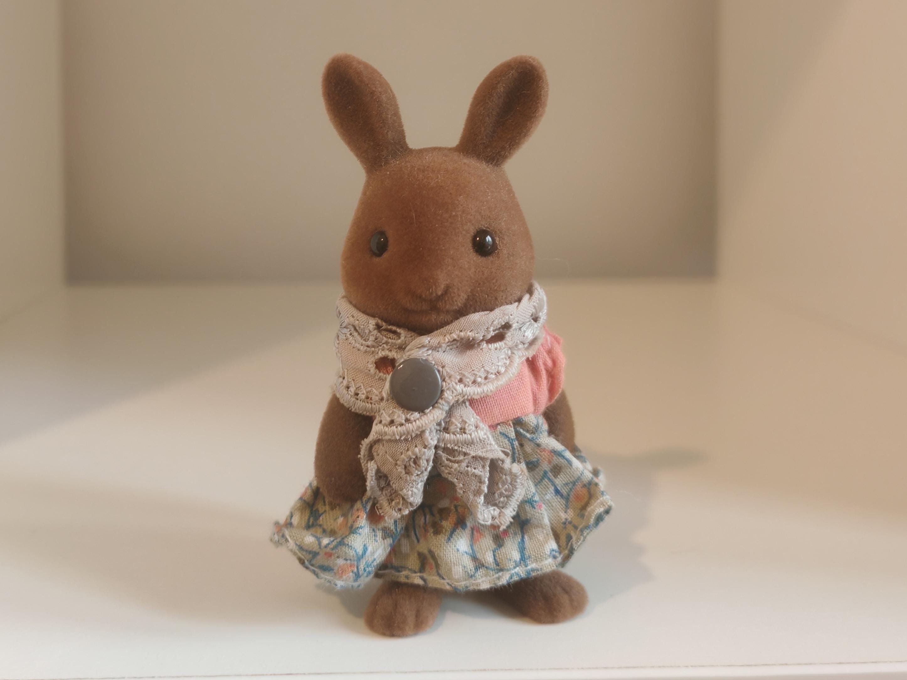 Vintage Wildwood Brown Rabbit Critter Grandmother|retired Critter