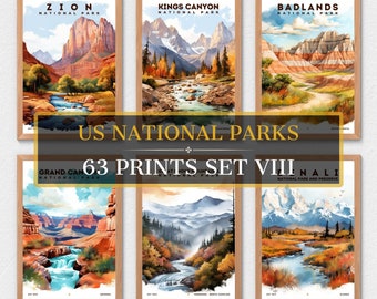 Puede incluir: Un conjunto de seis ilustraciones de estilo acuarela de Parques Nacionales de los Estados Unidos. Cada ilustración presenta un parque diferente, incluyendo Zion, Kings Canyon, Badlands, Grand Canyon, Great Smoky Mountains y Denali. Las ilustraciones están enmarcadas en un borde de madera y presentan el nombre del parque y "Parques Nacionales de los Estados Unidos" en una pancarta.