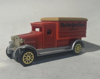 Vintage New York Times Diecast Truck – Red/Tan/Gray/Gold – Founded 1951 Collectible