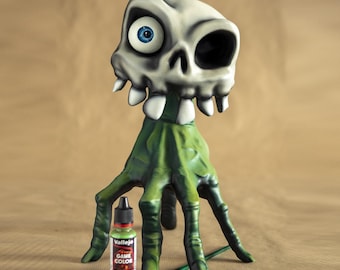 Sir Daniel Fortesque Skull Statue – Hand-Painted | 27cm | MediEvil