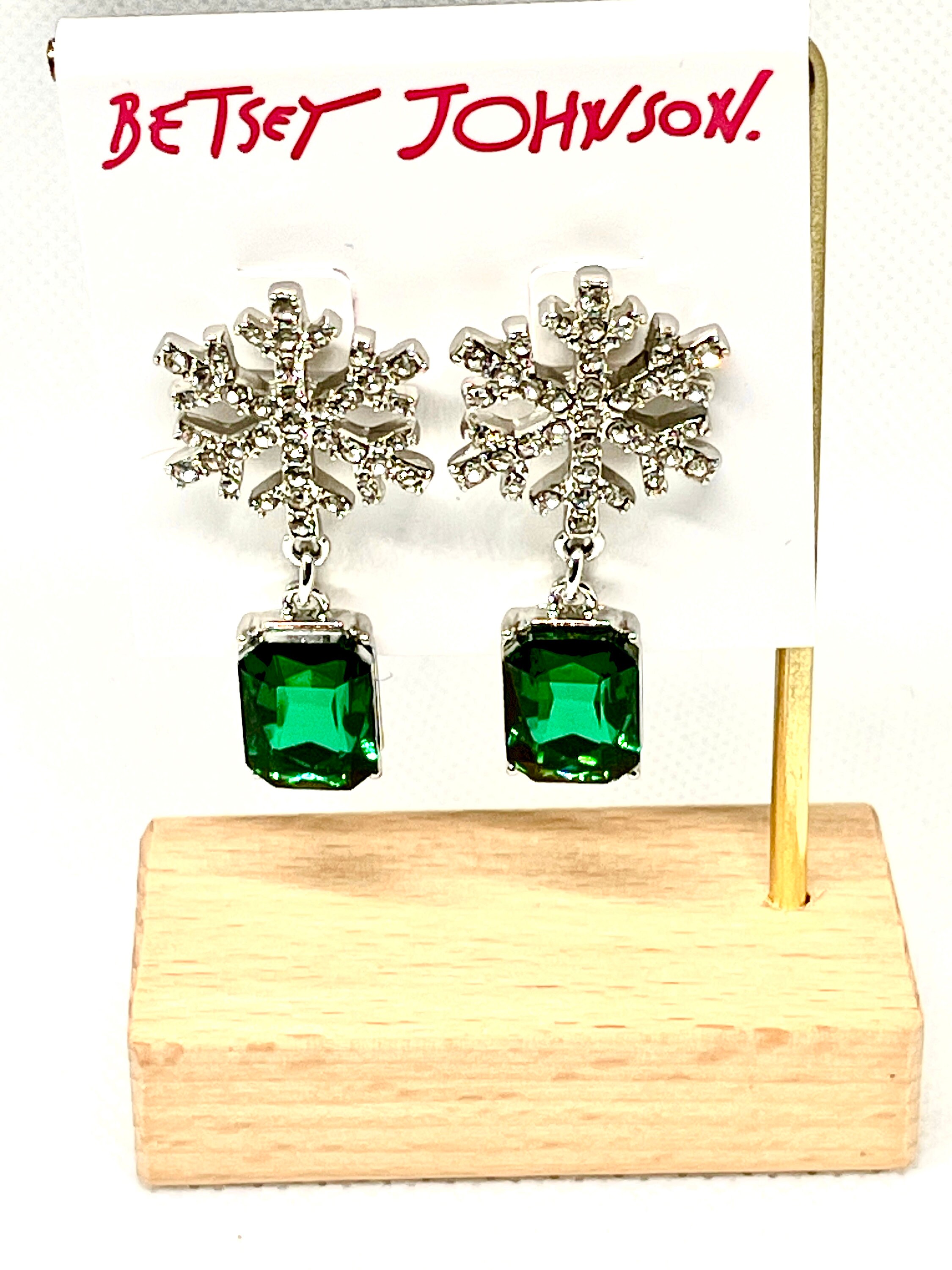 Betsey johnson snowflake sale earrings