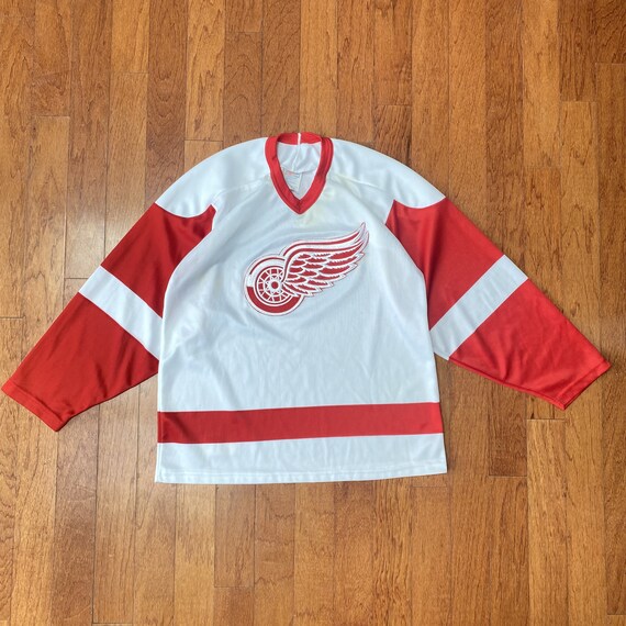 90's Red Wings Hockey Jersey - image 5