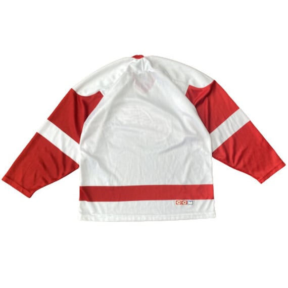 90's Red Wings Hockey Jersey - image 4
