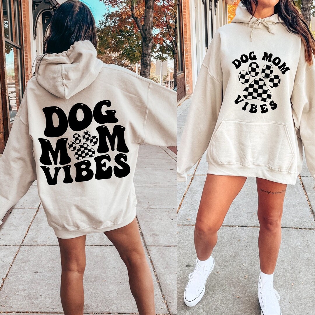 Dog Mom Vibes SVG PNG, Dog Mom Era, Dog Mom Club, Wavy Retro Design ...