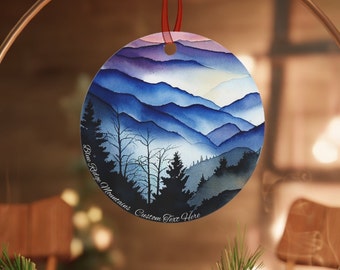 Ornamento Blue Ridge Mountains, ornamento di montagna personalizzato per regalo di fidanzamento, regalo di nozze o vacanze in famiglia, ornamenti personalizzati