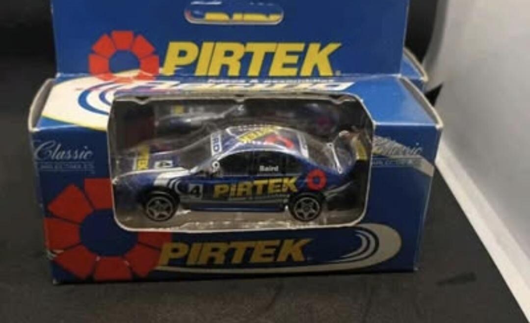 Pirtek Racing Falcon Craig Baird Pirtek AU Falcon V8 Supercar #4 2000 Classic Carlectable 1: ...