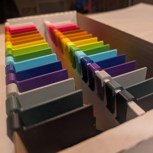 Card Divider with Retaining Clip