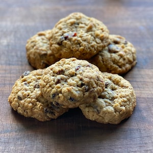 Oatmeal Cookie Variety Box/Oatmeal raisin/Oatmeal chocolate chip/Oatmeal cranberry/Gift box/Soft and chewy/Handmade