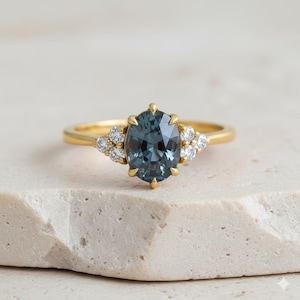 Oval Mantana Sapphire Engagement Ring for Woman: 14k Solid Gold Wedding Ring