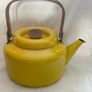 Vintage Mustard Yellow Enamel Tea Kettle / Wooden Handle, stovetop kettle . Retro Kitsch Camping VDub