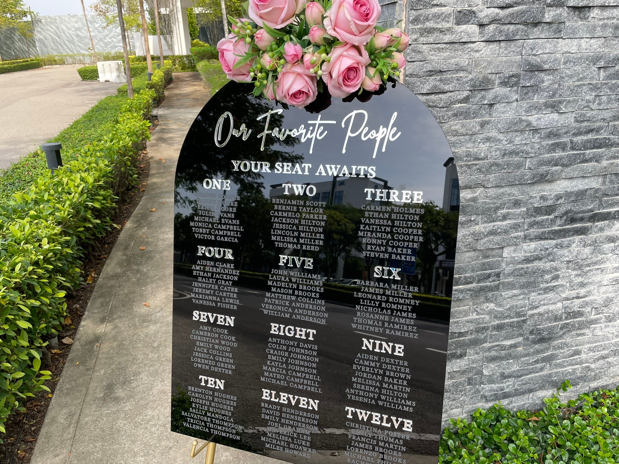 Sitzplan für die Hochzeit – Acryl-Sitzplan – Tisch-Sitzplan – Alphabetischer Sitzplan – Sitzplanschild