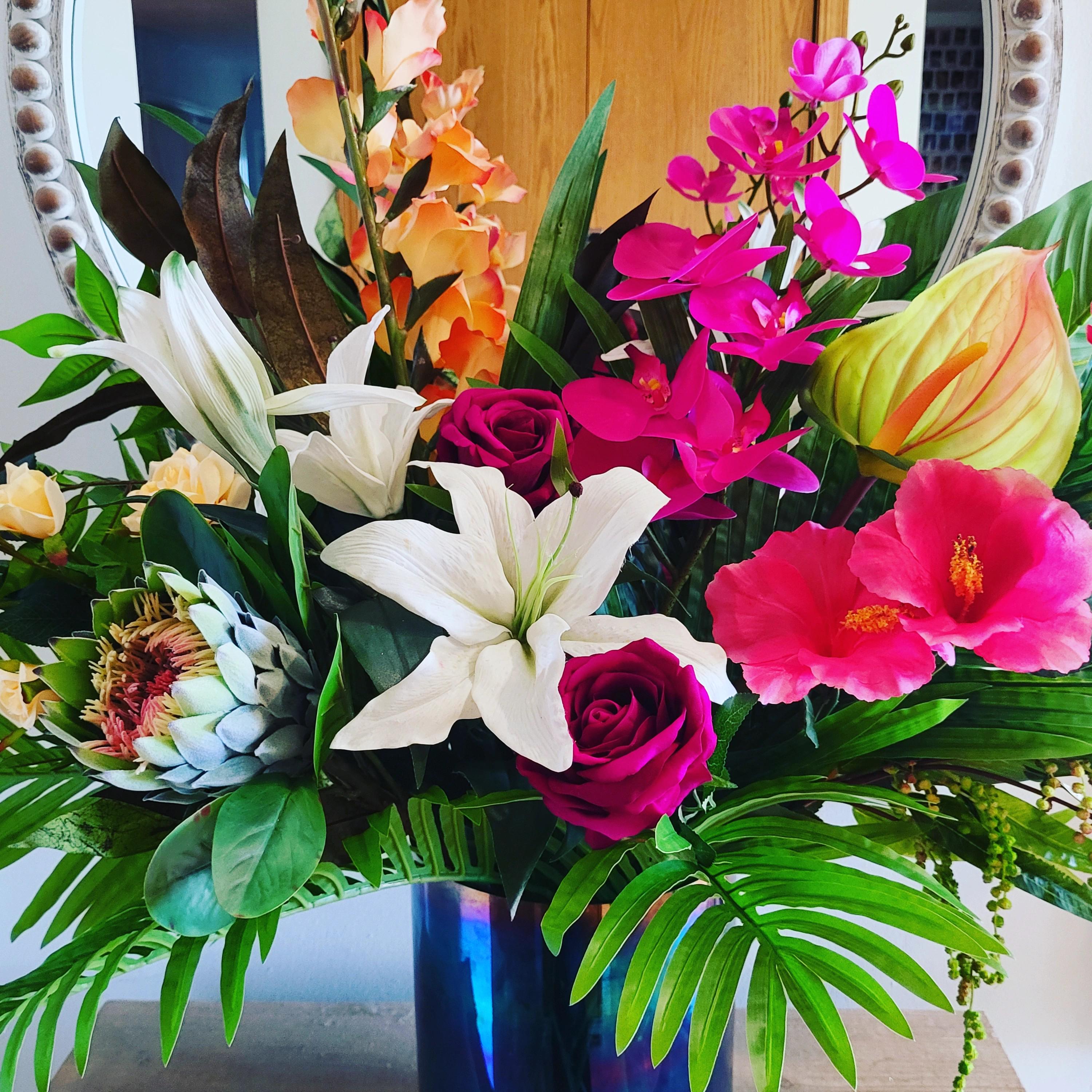 XXL Modern Tropical Floral Arrangement