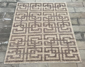 Hand Knotted Wool Rug: Beige Brown Maze Design, 8x10 Plush Texture