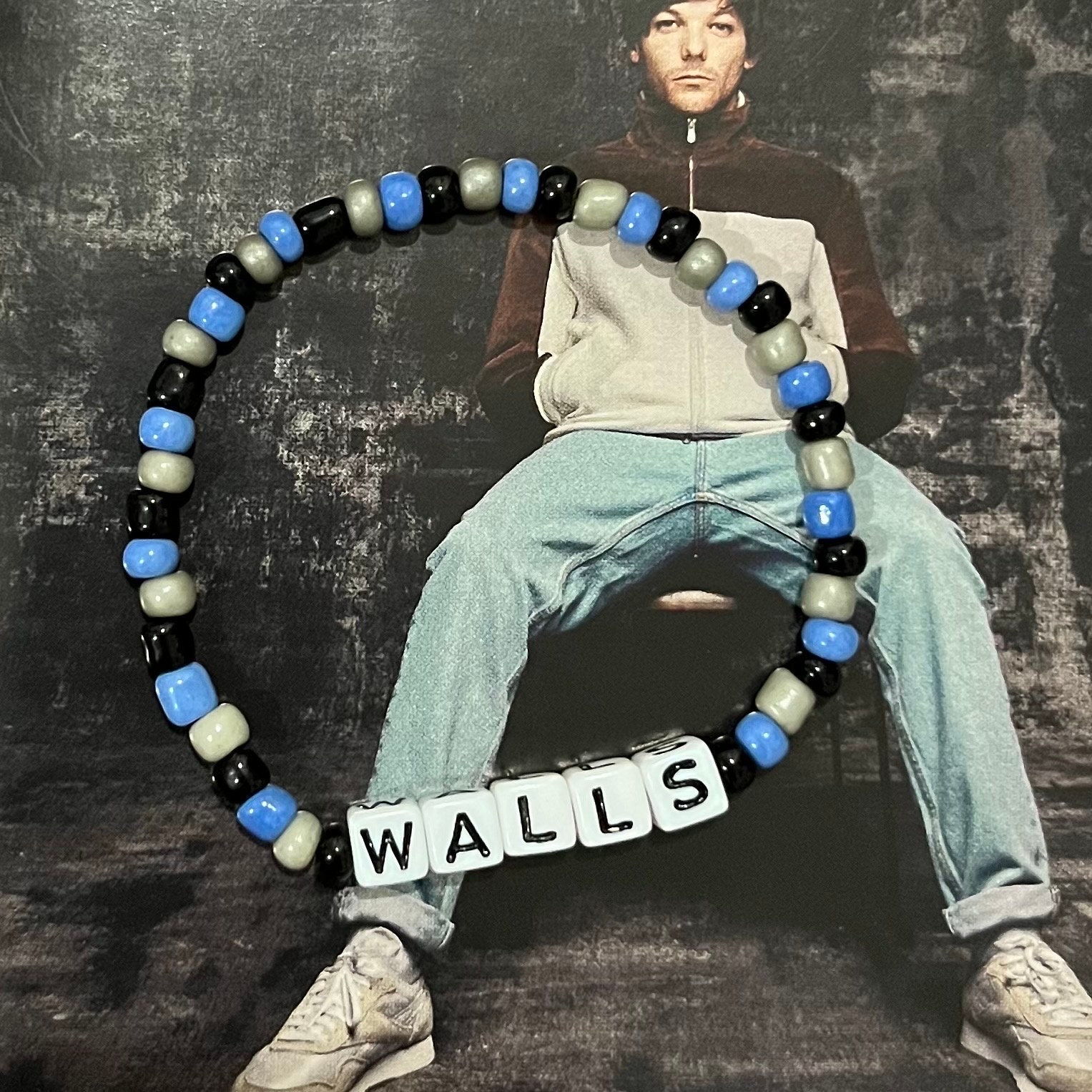 5-PACK LOUIS TOMLINSON Friendship Bracelets With Charms 