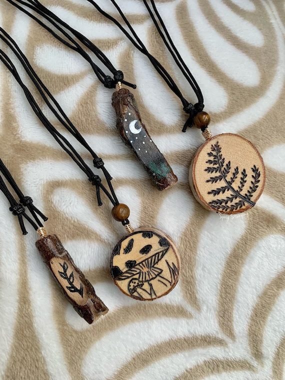 Wood slice necklace sale