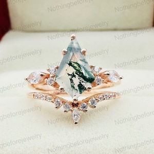 Vintage Kite Cut Moss Agate Ring Set: 14k Rose Gold CZ Bridal Ring