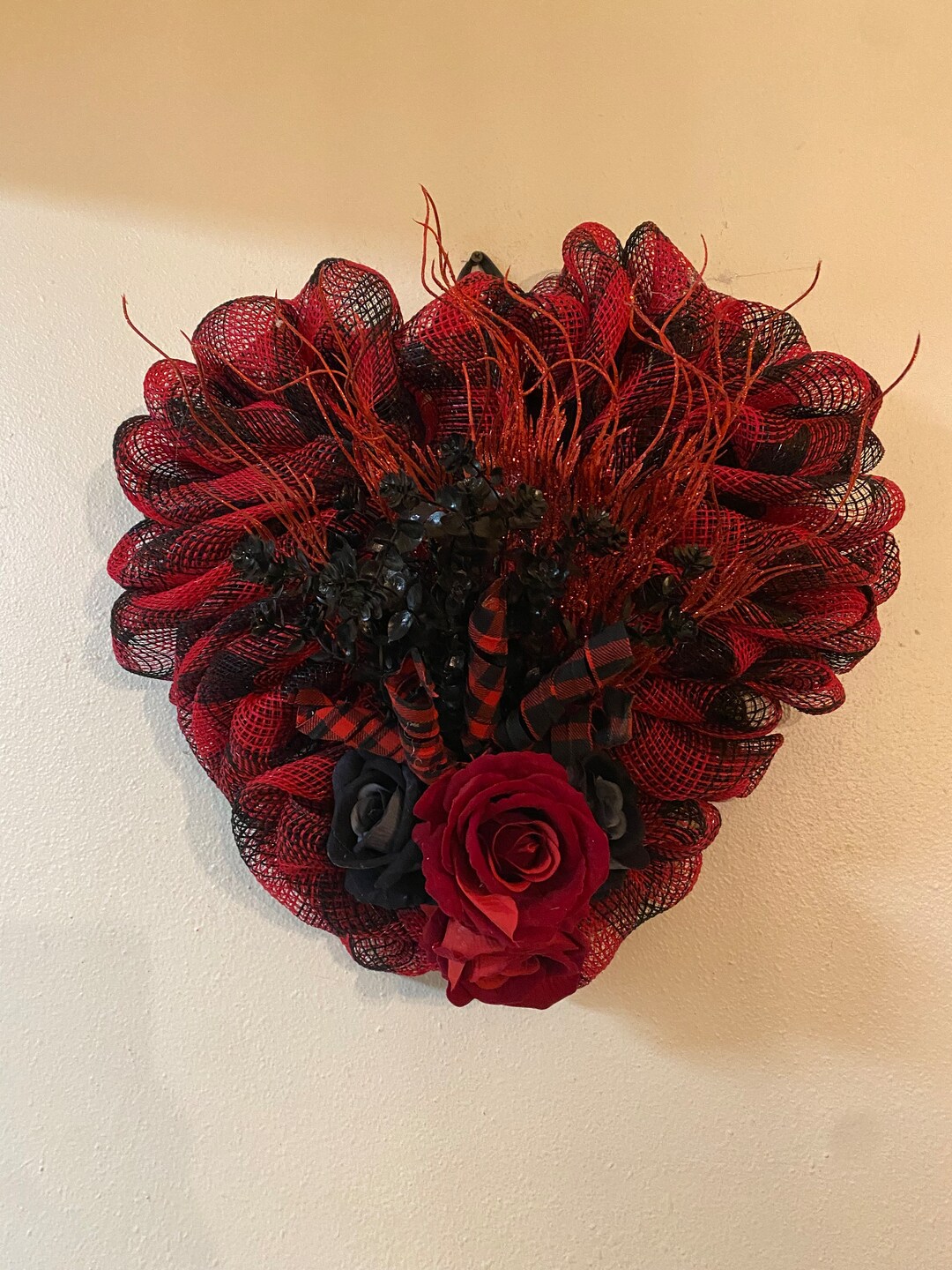 Checkered Heart of Roses - Etsy