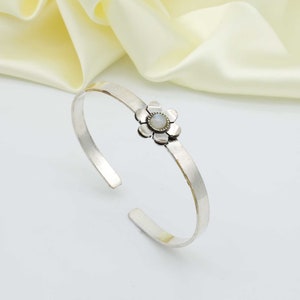 Moonstone Bangle, 925 Sterling Silver Flower Bangle, Gift For Bangle, Handmade Bangle, Beautiful Bangle, Moonstone Bracelet, Gemstone Bangle