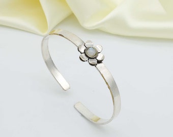 Moonstone Bangle, 925 Sterling Silver Flower Bangle, Gift For Bangle, Handmade Bangle, Beautiful Bangle, Moonstone Bracelet, Gemstone Bangle