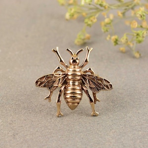 Anillo de abeja, anillo de abejorro, anillo de apilamiento de abeja delgada, anillo de plata de ley 925, acabados en oro de 14 k, anillo de banda delgada, anillo de abeja de miel, regalo de mamá