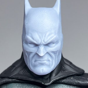 1/12 Bespoke Sculpted Head Bat Hero Knight Mezco