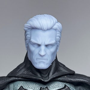 1/12 Bespoke Sculpted Head Bat Hero Bruce Style Mezco