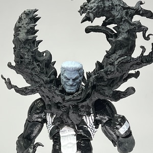 1/12 Bespoke Sculpted Head Eddie Symbiotic + Venom-Fang Effect