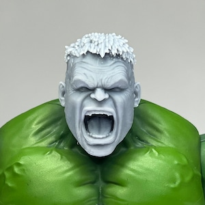 1/12 Bespoke Sculpted Head Angry Green Man Short Hair