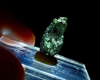 Natural Genuine Moldavite Raw Specimen. Green Moldavite. Moldavite Specimen. Moldavite Piece. Raw Moldavite. Tektite Specimen. Raw Tektite.