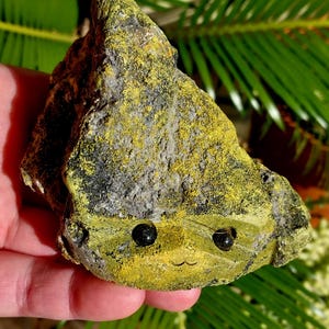 Cute Yellow Sulfur Buddy! Sulfur Groot. Raw Sulfur. Sulfur Pet Rock. Mineral Specimen. Crystal Specimen. Crystal Groot. Pet Rock.