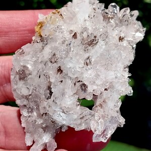 Awesome Quality Pink Lithium Quartz! Lithium Quartz. Quartz Cluster. Pink Quartz. Quartz Specimen. Lithium Quartz Specimen. Pink Lithium.