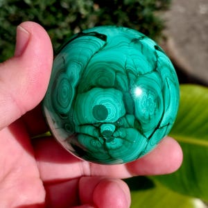 55 mm Incredible Malachite Sphere. Green Malachite Sphere. Polished Malachite. Malachite Sphere. Green Malachite. Malachite Crystal Sphere.