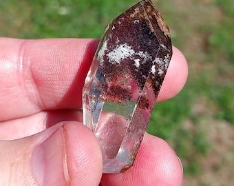 Dazzling Quality Beautiful Red Lodolite Garden Quartz Freeform! Phantom Quartz.  Garden Quartz Freeform. Lodolite Freeform. Fairy Quartz.