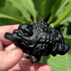 Black Obsidian Money Frog! Obsidian Carving. Obsidian Money Frog. Crystal Money Toad. Crystal Frog. Chinese Culture Crystal.