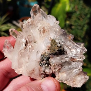 Gorgeous Pink Lithium Quartz Cluster! Lithium Quartz. Quartz Cluster. Pink Quartz. Quartz Specimen. Lithium Quartz Specimen. Pink Lithium.