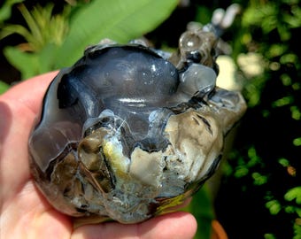 LARGE Highly UV Reactive Volcano Agate Human Heart! Agate Heart. Volcano Agate Heart. Crystal Heart. UV Reactive Crystal. Banded Agate Heart