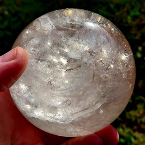 79 mm Large Rainbow Quartz Sphere! Clear Quartz Sphere. Clear Quartz. Quartz Sphere. Quartz Crystal. Crystal Sphere. Rainbow Sphere.