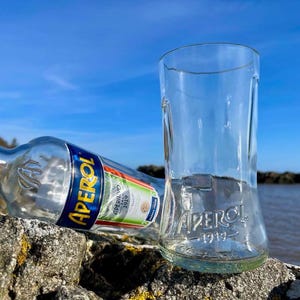 Vaso de Aperol reciclado / Vaso de cóctel Aperol Spritz / Regalo ecológico / Artículos de bar hechos a mano / Regalos para ella y para él / Cristalería para bar en casa