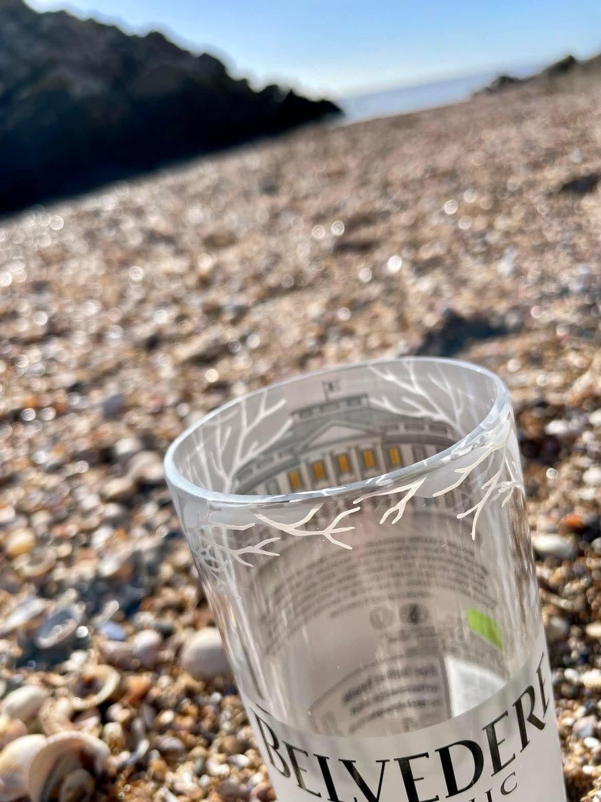 Gobelet Verre Recyclé 300ml – Fabriqué Main à Partir Bouteille Vodka Grise, Éco-responsable Cocktails Jus Vodka Cadeau Unique