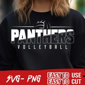Puede incluir: Sudadera negra con un diseño gráfico en blanco y negro. El diseño presenta un balón de voleibol y el texto "Panthers Volleyball".